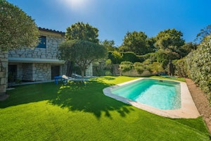Sunny French Haven image 9