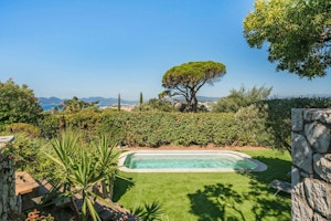 Sunny French Haven image 7