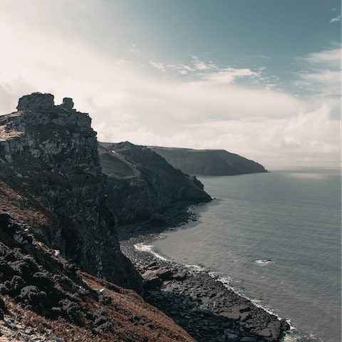 Explore pretty Lynton and Lynmouth, along with the dramatic North Devon coast 