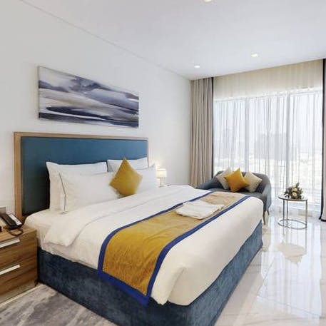 Sleep sound in the sprawling king-size bed in the main bedroom
