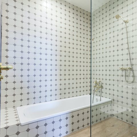 Draw yourself a hot bath to unwind after a busy day in the city