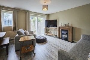 Seahouses Hideaway image 15
