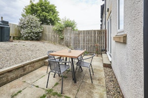 Seahouses Hideaway image 7