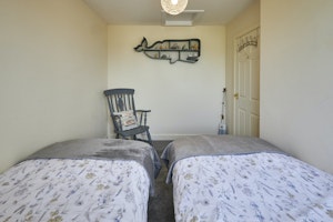 Seahouses Hideaway image 5