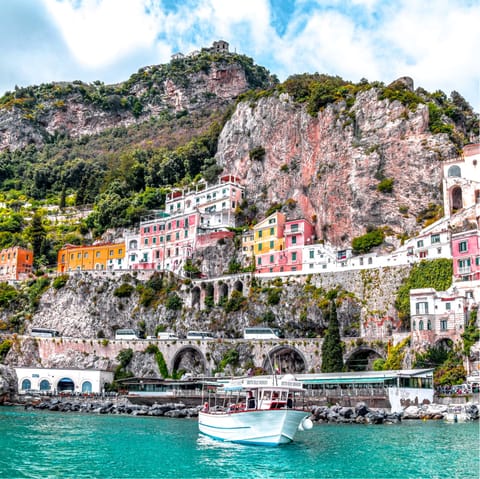 Soak up the beauty of the Amalfi Coast, starting in Sorrento, just a twenty minute stroll away