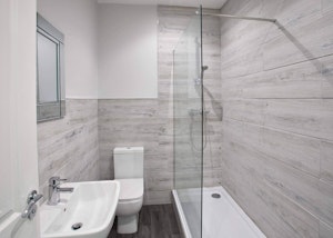 West Cliff Modern image 6