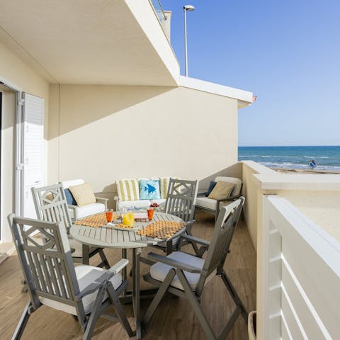 Enjoy an Italian aperitif on the balcony with a sea view – Aperol Spritz anyone?