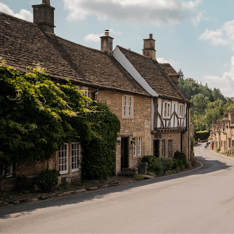 Stay in the centre of Chipping Norton, a bustling market town with plenty of Cotswolds charm