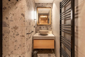 Champagne Powder image 6
