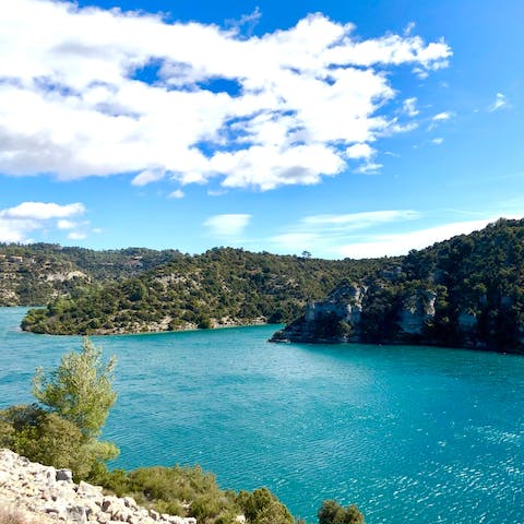 Take the drive to drink in the beautiful scenery of the Verdon Gorge with its white-water rapids and cliffs
