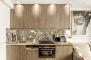 Pearl & Taupe image 4