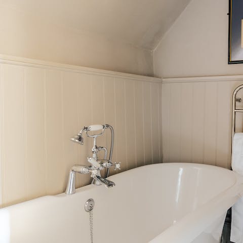 Relax in the freestanding bath for two