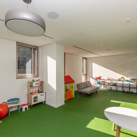 Bring your little ones to the on-site playroom, packed with children's toys