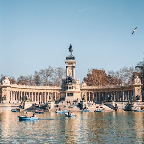 Hop on the metro for a day in El Retiro Park