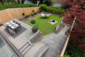 Lakeview Luxury image 6