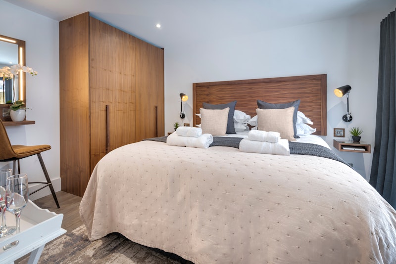 Lakeview Luxury additional image