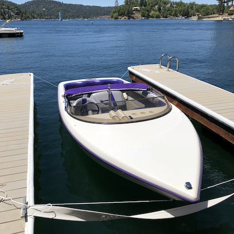 Hire a boat and set off the home's deck to explore Lake Arrowhead