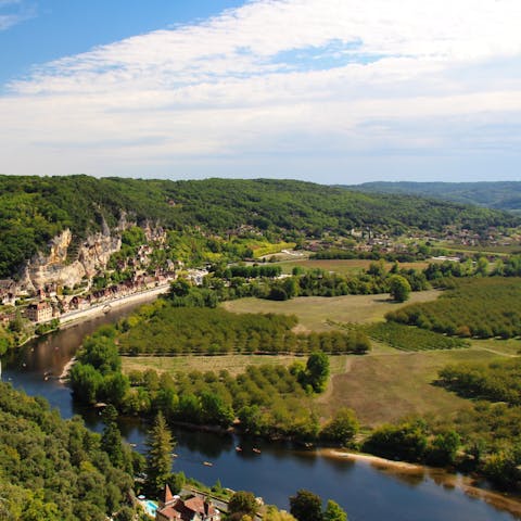 Explore the stunning countryside and medieval towns around Sainte-Croix
