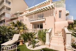 Pink Haven image 9
