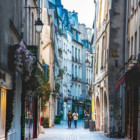 Discover Les Marais or hop on the metro to sightsee across Paris