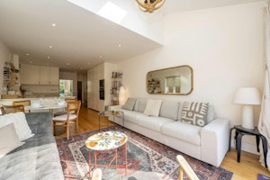 Surbiton Stay image 9
