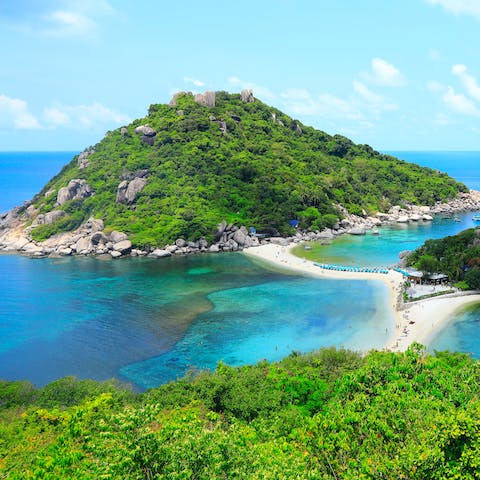 Discover stunning Koh Samui or spend the day on Cheong Mon Beach, 900 metres away