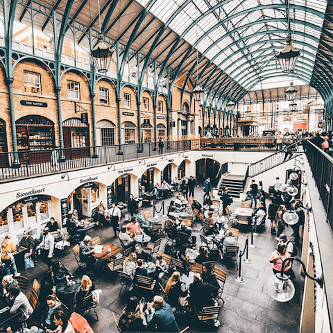 Head into Covent Garden for drinks and dinner in only half an hour by tube