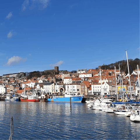 Take the short refreshing stroll to Scarborough harbour 