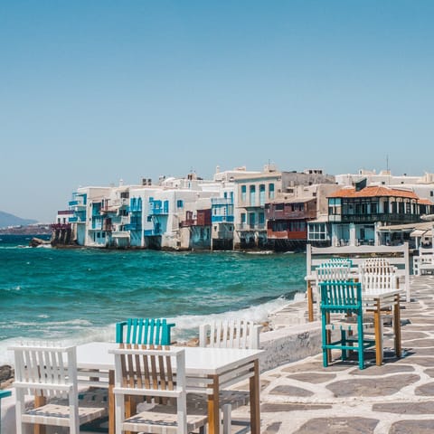 Experience the beauty of the Cyclades from Mykonos