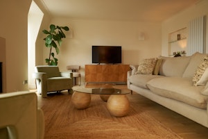 Serene & Sophisticated image 7