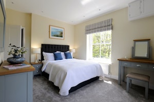 Farmhouse image 7