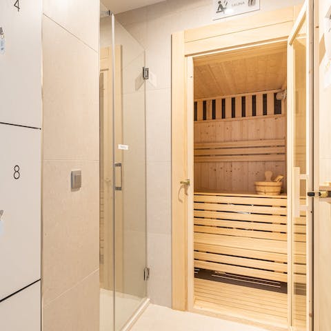 Take advantage of the shared sauna to fully relax