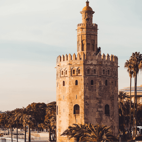 Visit the iconic Torre del Oro, only 200 yards from the home