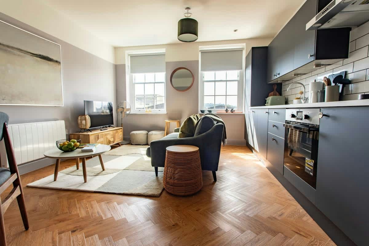 Spas & Abbeys, South West England