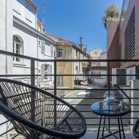 Sit out on your private balcony and enjoy the fresh air and clear blue skies of Cannes