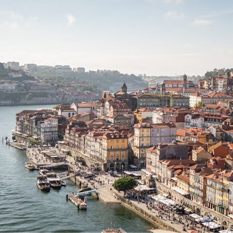 Explore Porto from its historic centre in the stately district of Bolhão