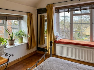 The Apple Tree image 15