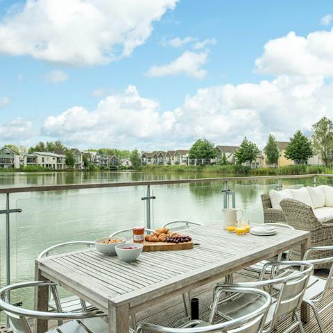 Start the day with an alfresco breakfast and views of the lake
