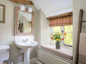Hampnett Hideaway image 14