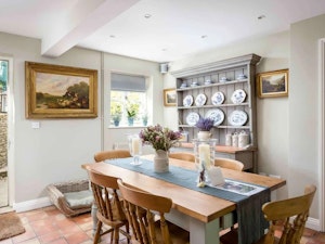 Hampnett Hideaway image 6
