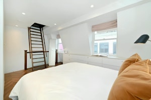 Notting Hill Breeze image 5