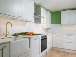 Notting Hill Oasis image 6
