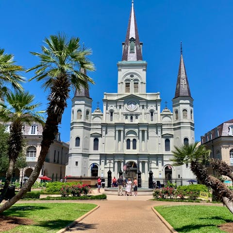 Explore the fascinating Jackson Square and stop to admire the street performers in front of St. Louis Cathedral, a nineteen-minute walk away