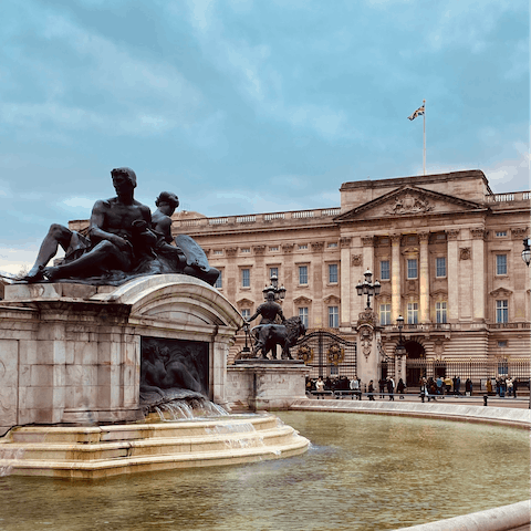 See the changing of the guards at the nearby Buckingham Palace