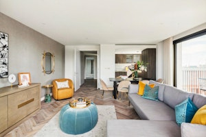 Paddington Luxe image 13