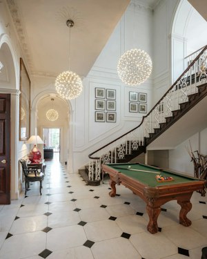 Cedar Manor image 7