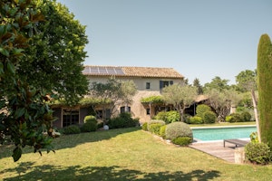 Provençal Peace image 9