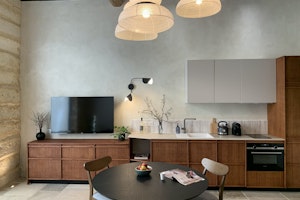 Chic & Cheery image 8