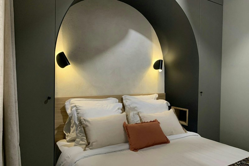 Chic & Cheery additional image