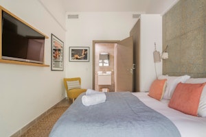 A Southern Beauty image 11